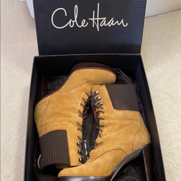 Cole Haan Stephanie Air Boot - Picture 5 of 6